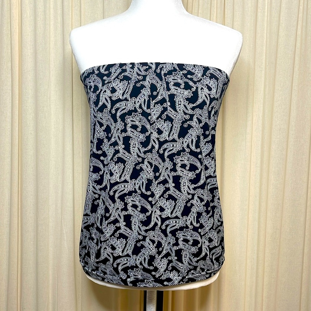 EUC- THE LIMITED BLACK & WHITE PAISLEY TUBE TOP WITH BUILT IN BRA SIZE MEDIUM